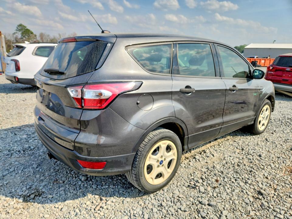 Photo 3 from auction – 2018 FORD ESCAPE with VIN 1FMCU0F79JUA16452