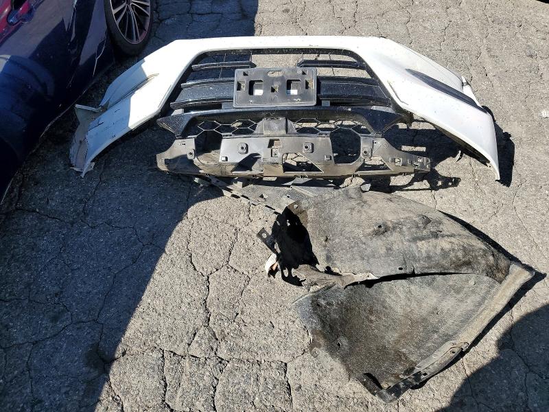 Photo 12 from auction – 2018 HONDA ACCORD with VIN 1HGCV1F13JA052756