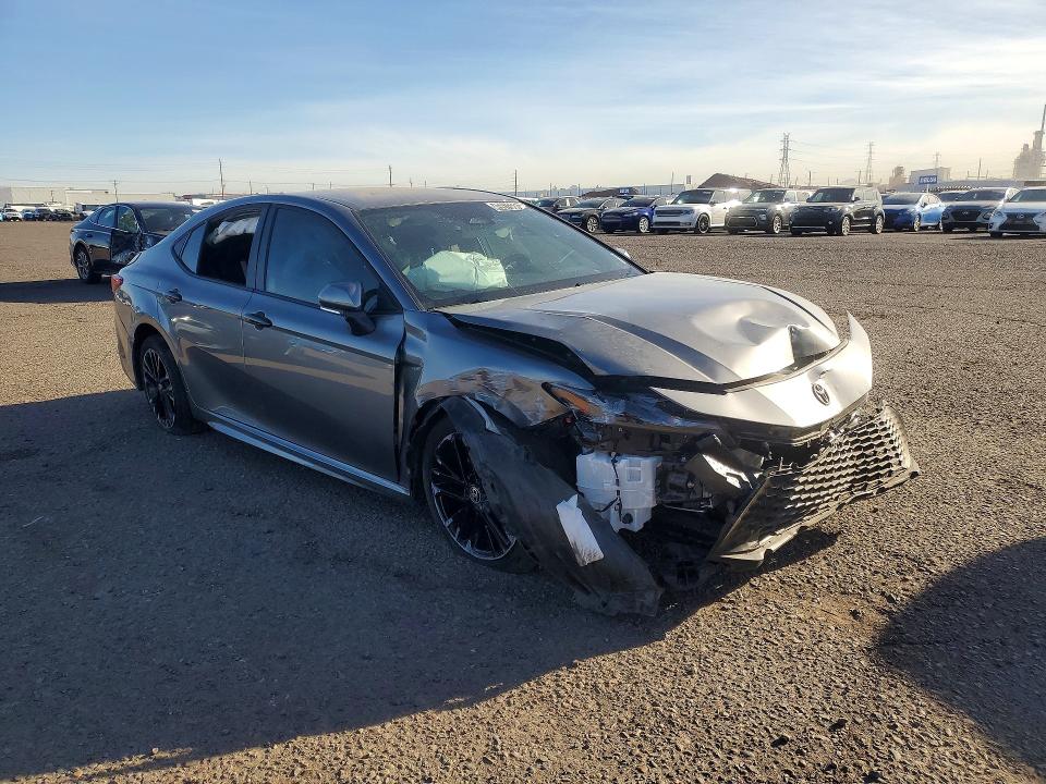Photo 4 from auction – 2026 TOYOTA CAMRY with VIN 4T1DAACK5TU670833