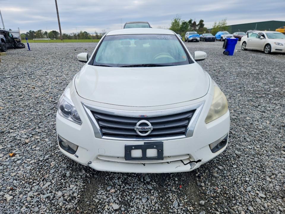Photo 5 from auction – 2015 NISSAN ALTIMA with VIN 1N4AL3AP9FC112656