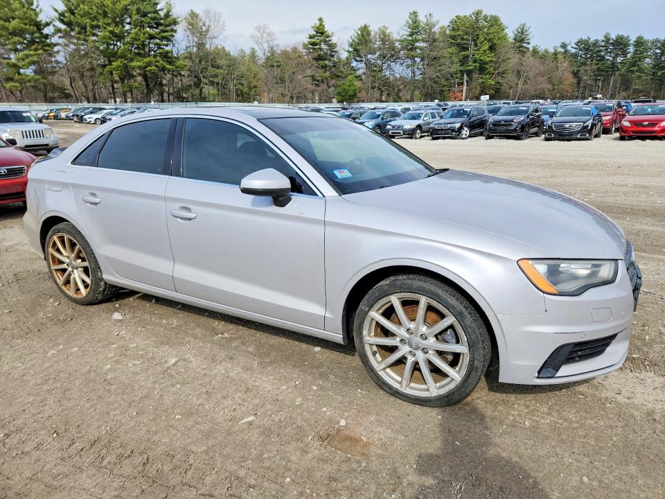 Photo 4 from auction – 2015 AUDI A3 with VIN WAUBFGFF0F1124314