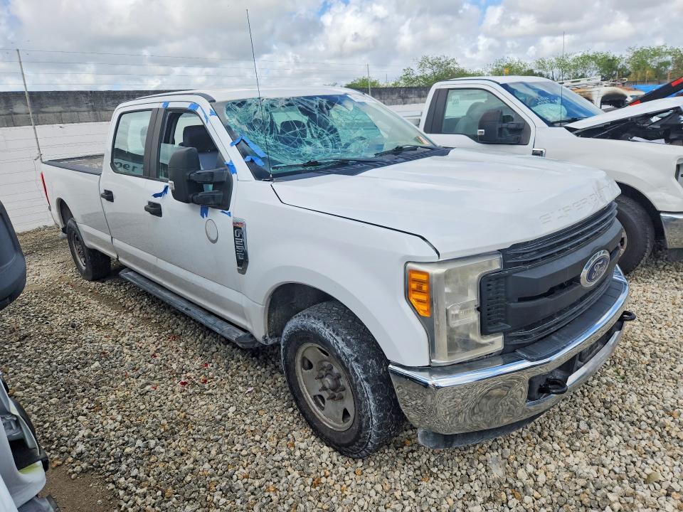 Photo 4 from auction – 2017 FORD F250 with VIN 1FT7W2A62HEF07525