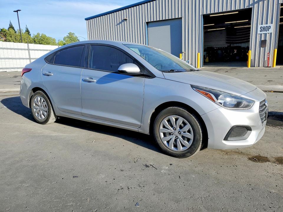 Photo 4 from auction – 2020 HYUNDAI ACCENT with VIN 3KPC24A63LE106505