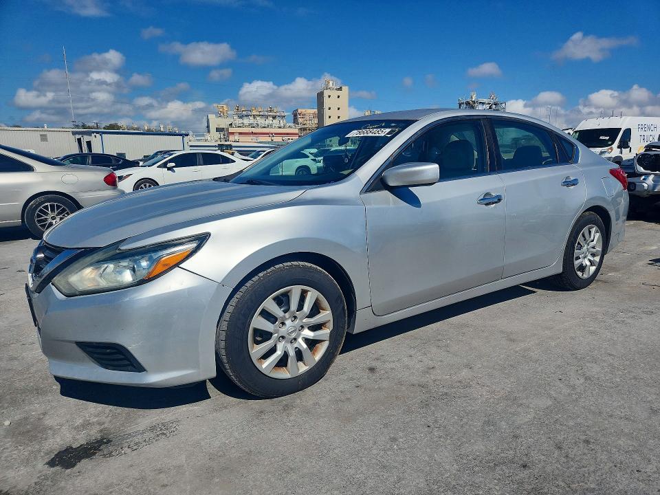 NISSAN ALTIMA 2016 with VIN 1N4AL3AP2GN313305 - Photo from auction