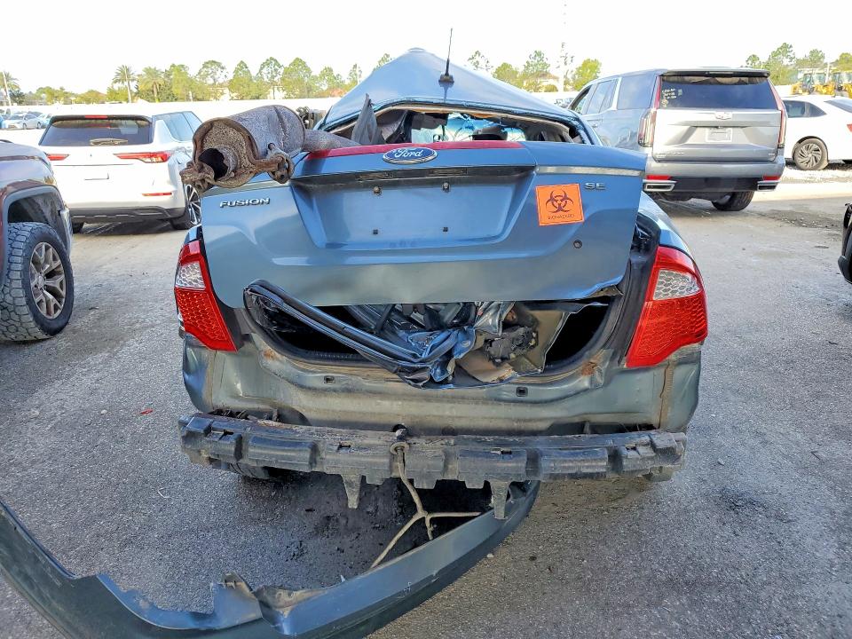 Photo 6 from auction – 2012 FORD FUSION with VIN 3FAHP0HA5CR100598