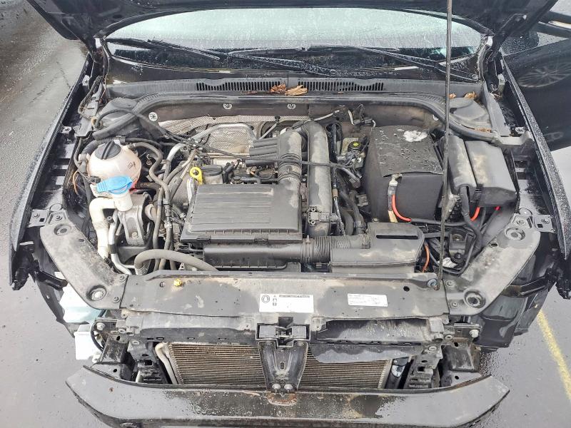 Photo 11 from auction – 2017 VOLKSWAGEN JETTA with VIN 3VWDB7AJ7HM272966
