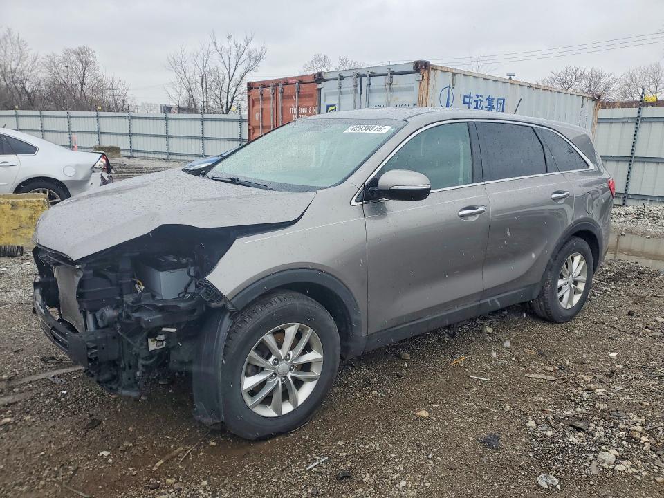 Photo 1 from auction – 2016 KIA SORENTO with VIN 5XYPG4A34GG144925