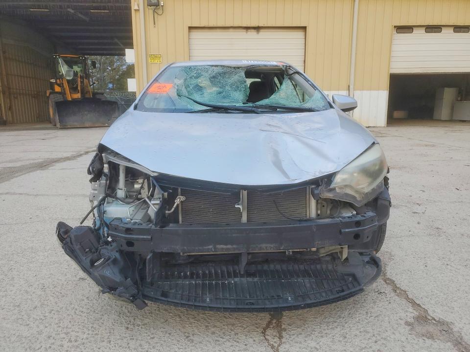 Photo 5 from auction – 2016 TOYOTA COROLLA with VIN 5YFBURHE4GP501314