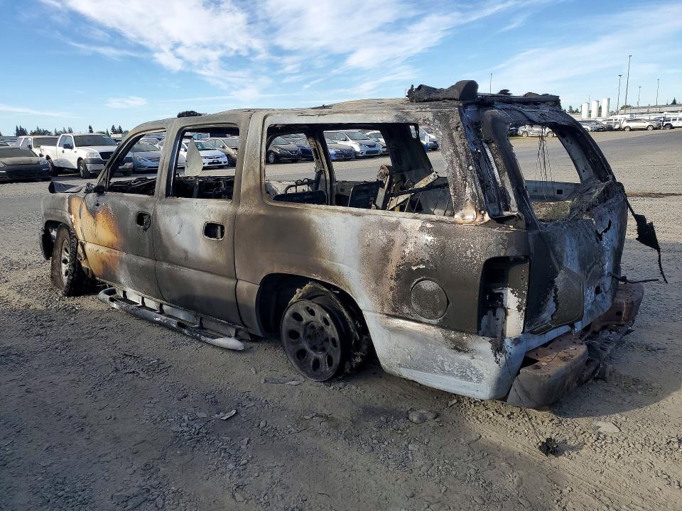 Photo 2 from auction – 2005 CHEVROLET SUBURBAN with VIN 3GNFK16Z05G156310