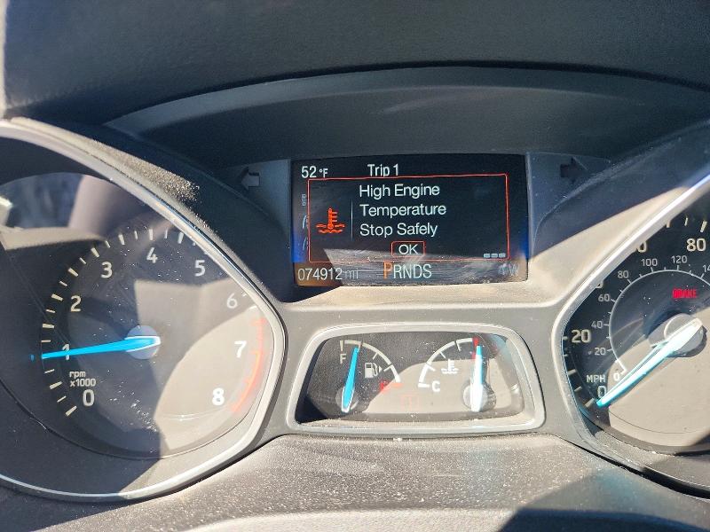 Photo 9 from auction – 2017 FORD ESCAPE with VIN 1FMCU0GD3HUB58083