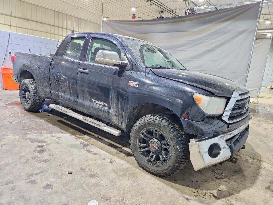 Photo 4 from auction – 2013 TOYOTA TUNDRA with VIN 5TFUY5F17DX287311