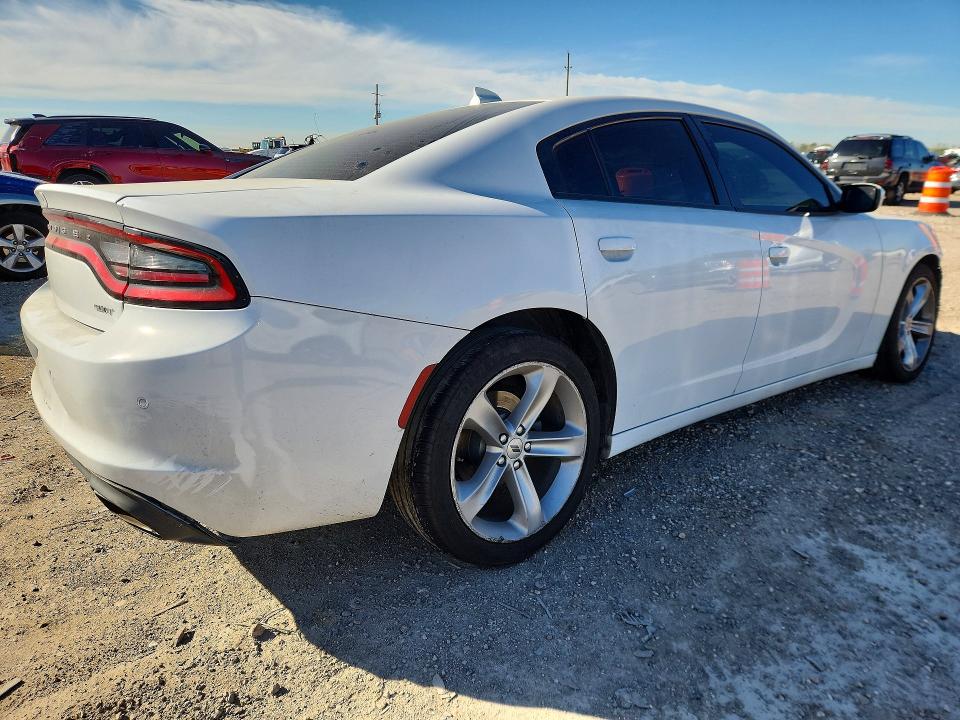 Photo 3 from auction – 2018 DODGE CHARGER with VIN 2C3CDXHG4JH119814