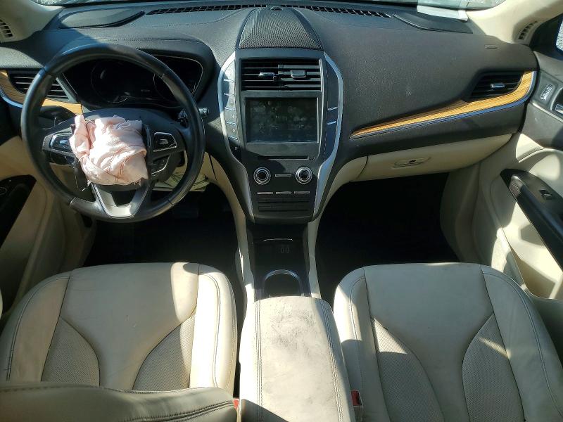 Photo 8 from auction – 2016 LINCOLN MKC with VIN 5LMCJ2C9XGUJ19833