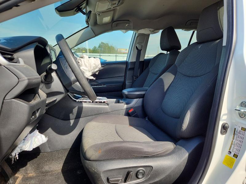 Photo 7 from auction – 2021 TOYOTA RAV4 with VIN 2T3W1RFV5MC131958
