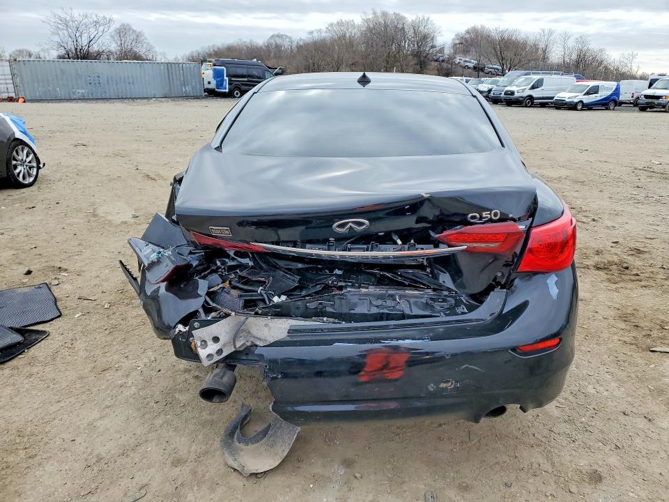 Photo 6 from auction – 2015 INFINITI Q50 with VIN JN1BV7AR7FM422593