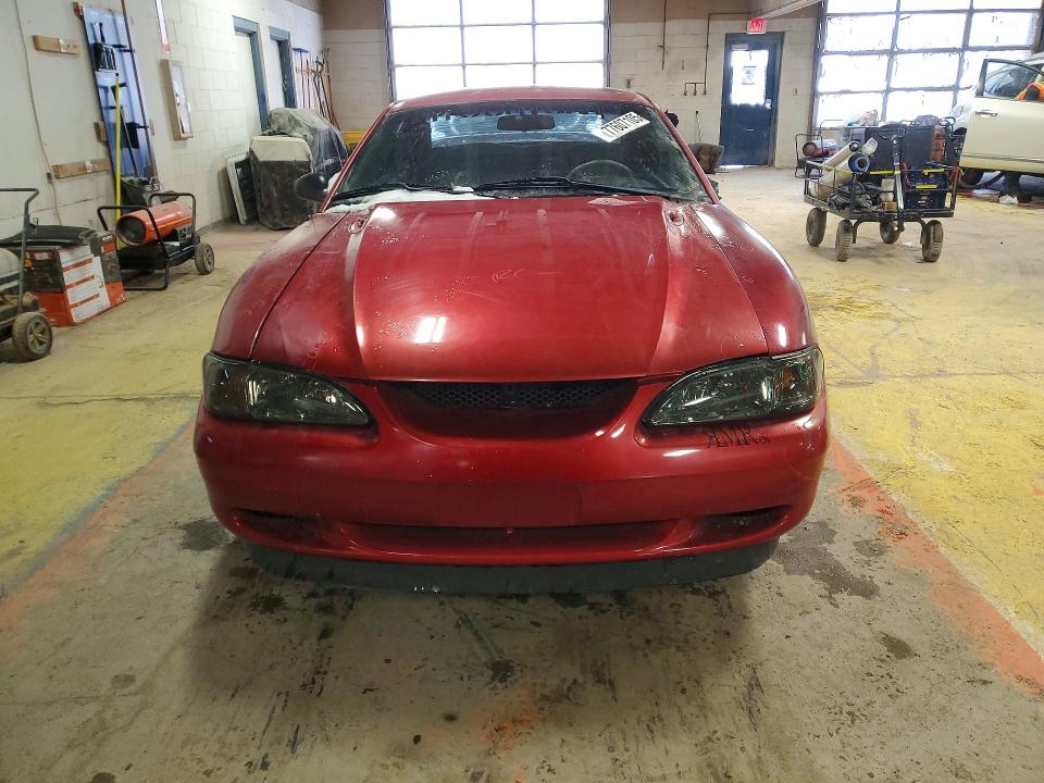 Photo 5 from auction – 1998 FORD MUSTANG with VIN 1FAFP404XWF189039
