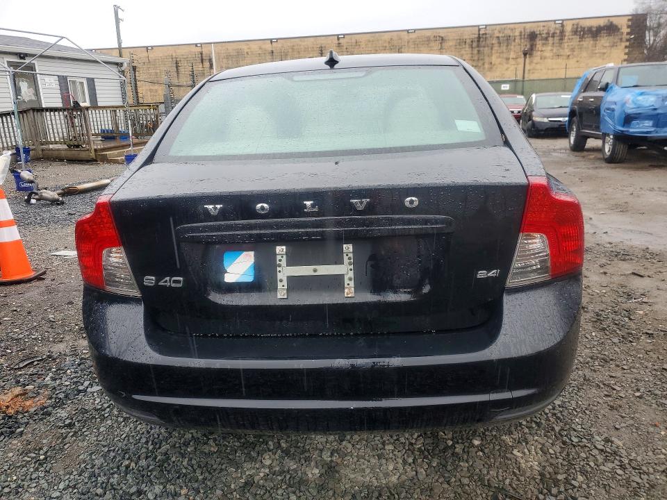 Photo 6 from auction – 2010 VOLVO S40 with VIN YV1382MS0A2508210