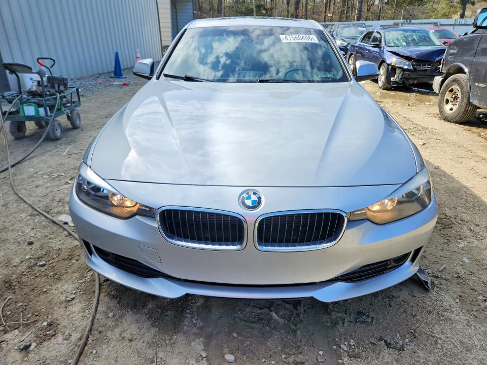 Photo 5 from auction – 2013 BMW 320 with VIN WBA3C3C56DF981691
