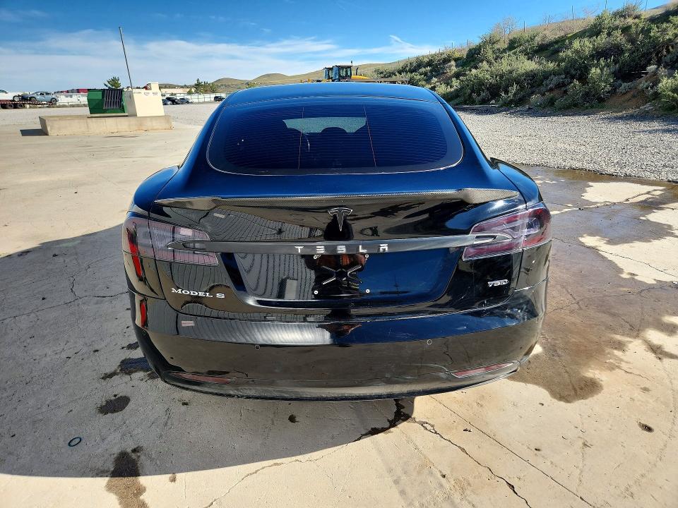 Photo 6 from auction – 2018 TESLA MODEL S with VIN 5YJSA1E26JF294013