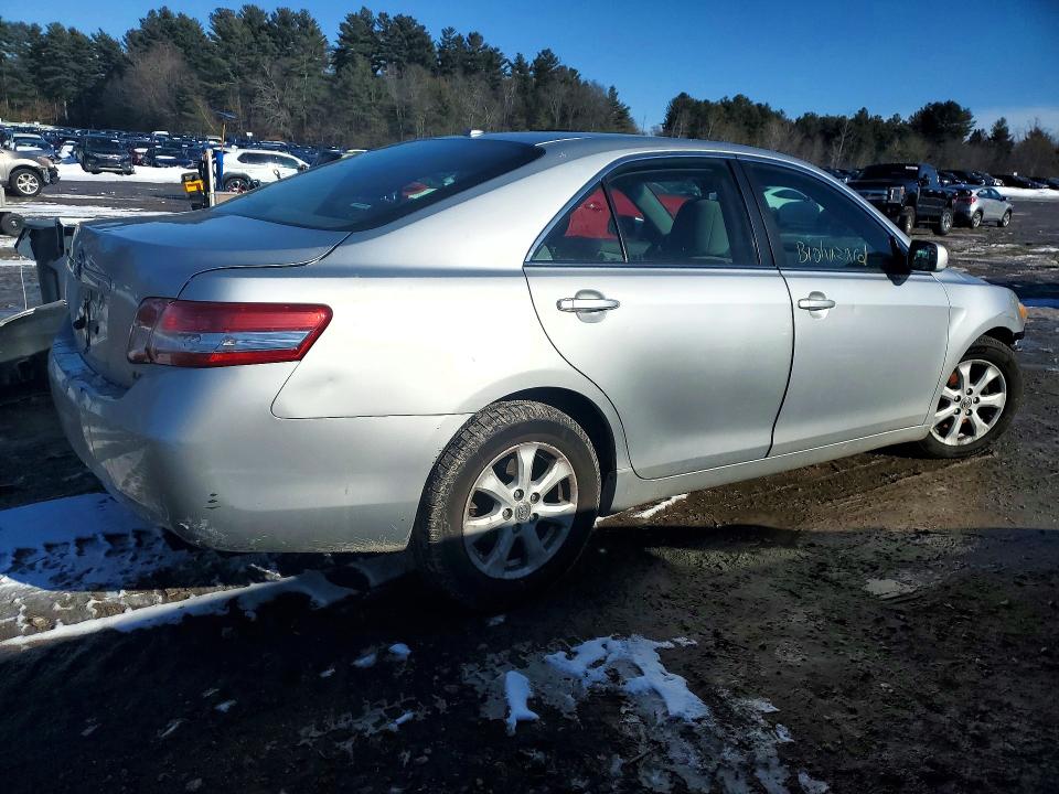 Photo 3 from auction – 2010 TOYOTA CAMRY with VIN 4T4BF3EK4AR063407