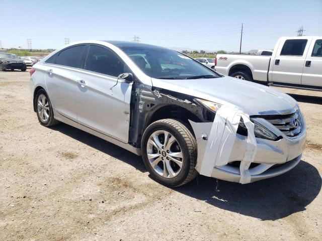 Photo 4 from auction – 2013 HYUNDAI SONATA SE with VIN 5NPEC4AC7DH633990