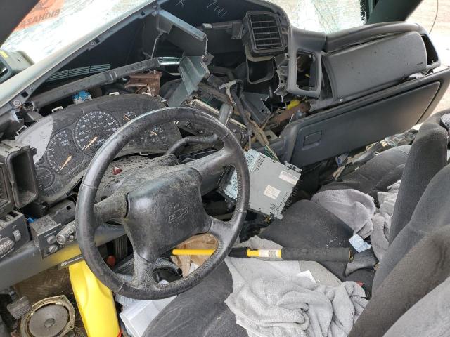 Photo 8 from auction – 2002 CHEVROLET SILVRK1500 with VIN 2GCEC19T421429794