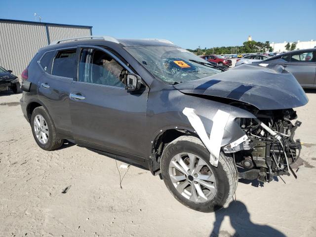 Photo 4 from auction – 2018 NISSAN ROGUE S with VIN 5N1AT2MT3JC851815