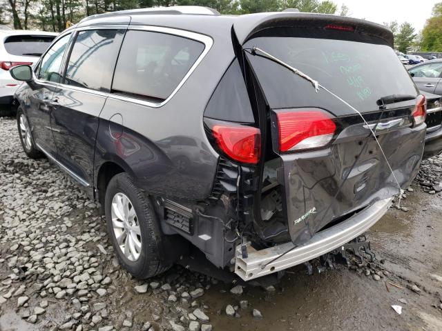 Photo 2 from auction – 2018 CHRYSLER PACIFICA T with VIN 2C4RC1BG5JR294954