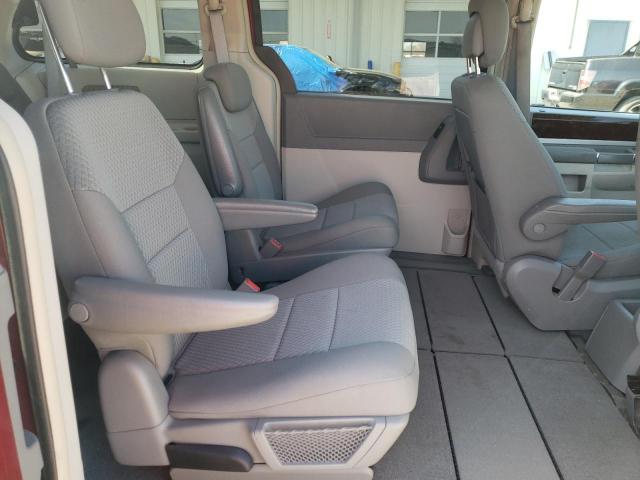 Photo 11 from auction – 2010 CHRYSLER TOWN & COU with VIN 2A4RR5D14AR494989