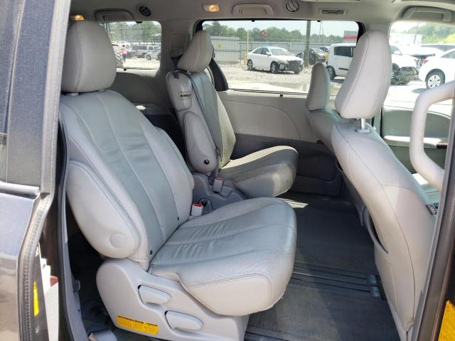 Photo 11 from auction – 2014 TOYOTA SIENNA XLE with VIN 5TDYK3DC8ES493692