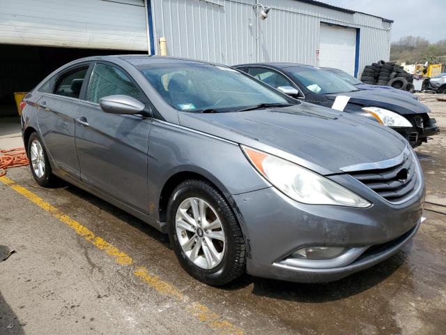 Photo 4 from auction – 2013 HYUNDAI SONATA GLS with VIN 5NPEB4AC8DH554413