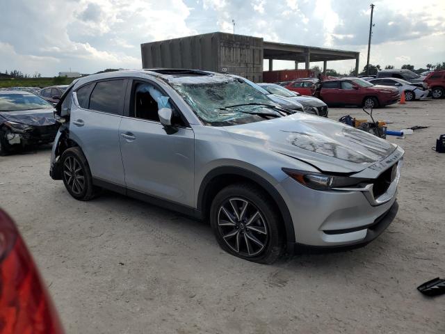 Photo 4 from auction – 2018 MAZDA CX-5 TOURI with VIN JM3KFACM1J1462243