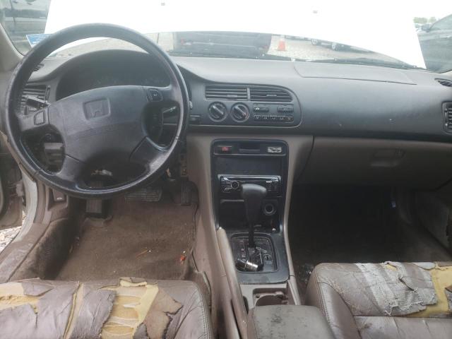 Photo 8 from auction – 1994 HONDA ACCORD EX with VIN JHMCD5662RC020870