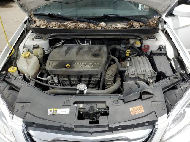 Photo 11 from auction – 2014 CHRYSLER 200 LX with VIN 1C3CCBAB8EN124435