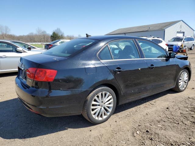 Photo 3 from auction – 2011 VOLKSWAGEN JETTA SEL with VIN 3VWLZ7AJ4BM076109