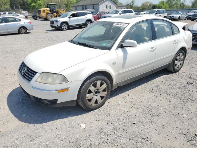 VOLKSWAGEN PASSAT GLX 2001 with VIN WVWRH63B31E150379 - Photo from auction