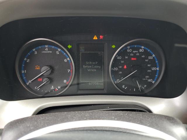 Photo 9 from auction – 2018 TOYOTA RAV4 ADVEN with VIN 2T3WFREV3JW431592