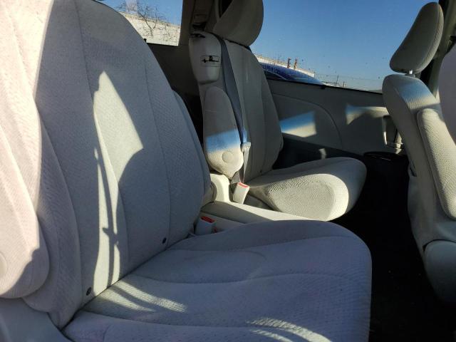 Photo 11 from auction – 2011 TOYOTA SIENNA LE with VIN 5TDKK3DC0BS132247