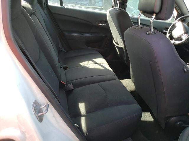 Photo 10 from auction – 2014 CHRYSLER 200 LX with VIN 1C3CCBAB4EN212334