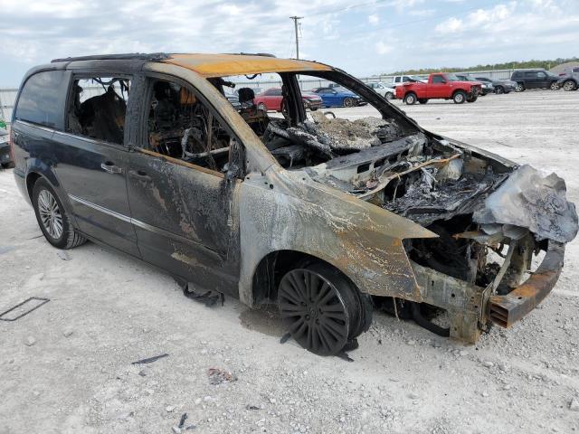 Photo 4 from auction – 2014 CHRYSLER TOWN & COU with VIN 2C4RC1CG1ER219222