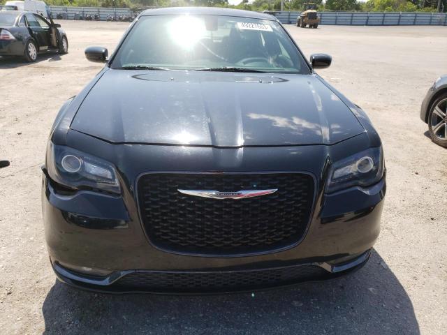 Photo 5 from auction – 2016 CHRYSLER 300 S with VIN 2C3CCABG3GH175857