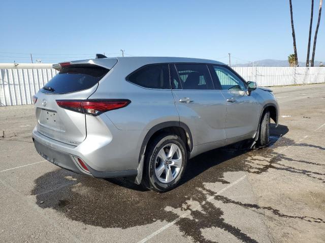 Photo 3 from auction – 2022 TOYOTA HIGHLANDER with VIN 5TDBZRBH2NS183959