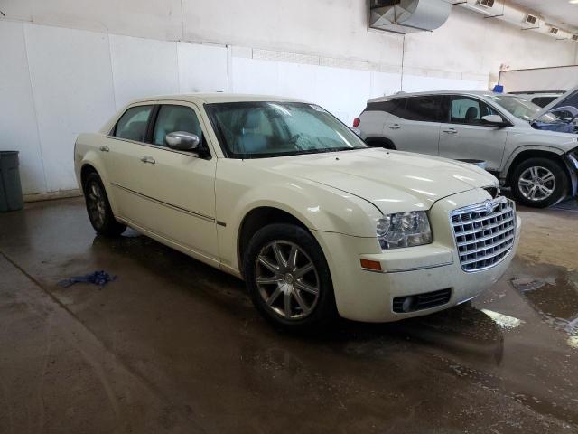 Photo 4 from auction – 2010 CHRYSLER 300 TOURIN with VIN 2C3CA5CV6AH284721