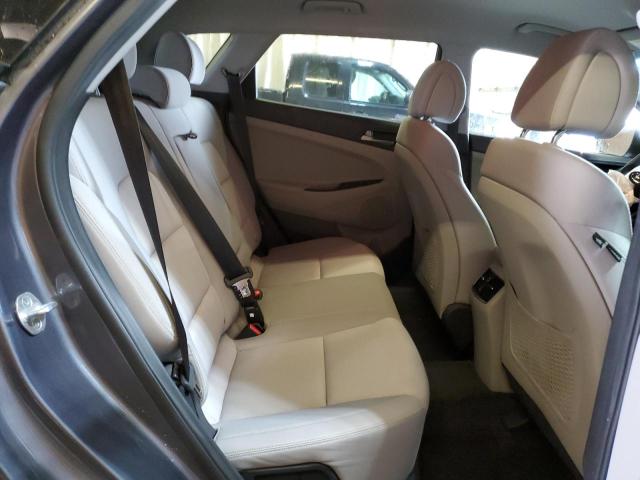 Photo 11 from auction – 2017 HYUNDAI TUCSON LIM with VIN KM8J3CA2XHU392398