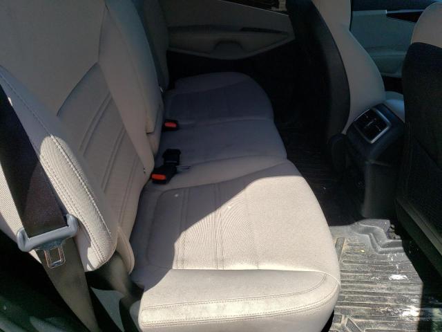 Photo 10 from auction – 2016 KIA SORENTO LX with VIN 5XYPGDA57GG107983