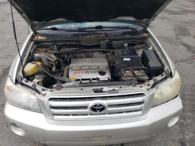 Photo 12 from auction – 2005 TOYOTA HIGHLANDER with VIN JTEEP21A050093531