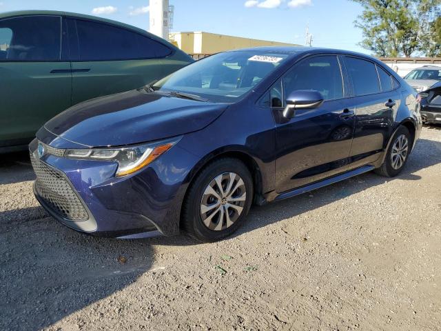 TOYOTA COROLLA LE 2022 with VIN JTDEAMDE6NJ050628 - Photo from auction