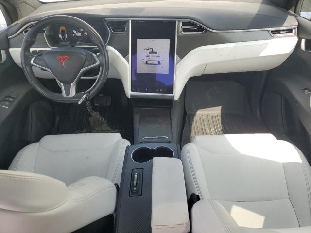 Photo 8 from auction – 2017 TESLA MODEL X with VIN 5YJXCDE24HF066247