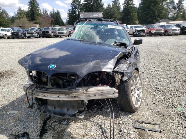 Photo 5 from auction – 2003 BMW 325 IT with VIN WBAAX13493PJ00448