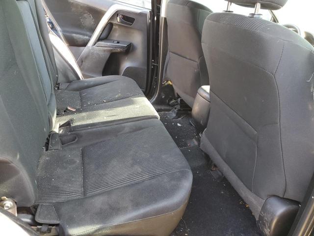 Photo 11 from auction – 2018 TOYOTA RAV4 LE with VIN 2T3BFREV2JW787420